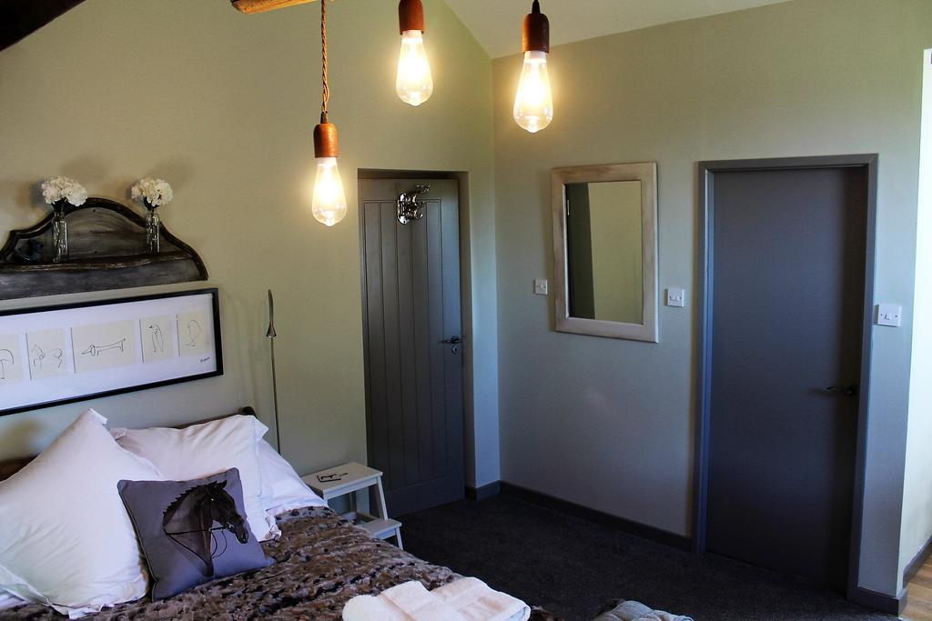 Spurstow The Jockey Room Hideaway מראה חיצוני תמונה